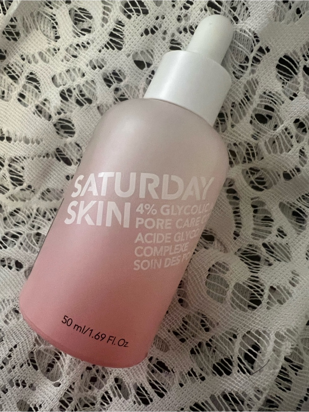Saturday 4% Glycolic Skin Pore Serum